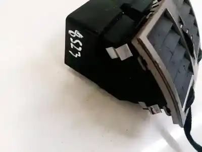 Автозапчастина б/у аераційна решіта для skoda superb (3u4) 2.5 v6 tdi cat (aym) посилання на oem iam 3u0819203a  