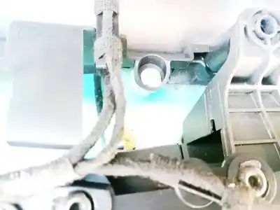 Peça sobressalente para automóvel em segunda mão botão / interruptor elevador vidro dianteiro esquerdo por audi a1, 2010.05 --> 2.0 tdi 105kw 2011.09 --> referências oem iam   