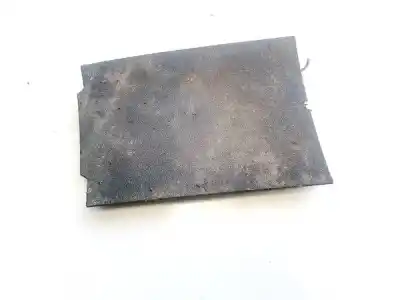 Second-hand car spare part plastics for opel meriva b 1.7 16v cdti oem iam references 13124048