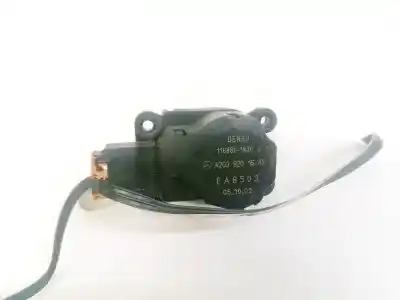 Pièce détachée automobile d'occasion MOTEUR / ACTIONNEUR DE VOLET DE CLIMATISATION pour MERCEDES-BENZ W203, 2000.05 - 2004.02  Références OEM IAM A2038201642  