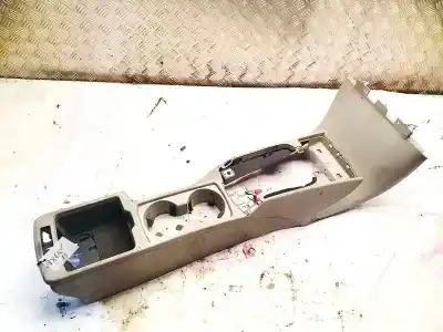 Peça sobressalente para automóvel em segunda mão  por VOLVO V50 (545)  Referências OEM IAM 8687408  