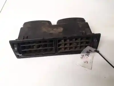 İkinci el araba yedek parçası Havalandirma Izgarasi için VOLKSWAGEN T4 TRANSPORTER/FURGONETA (MOD. 1991) 2.4 Diesel OEM IAM referansları 191819703  