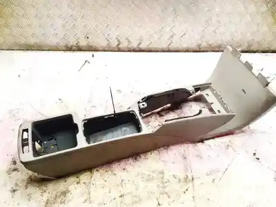 Second-hand car spare part plastics for volvo v50 (545) 2.0 d oem iam references 8687408