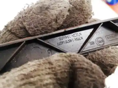 Pezzo di ricambio per auto di seconda mano plastica per citroen c8 2.2 hdi exclusive riferimenti oem iam 1487816077  