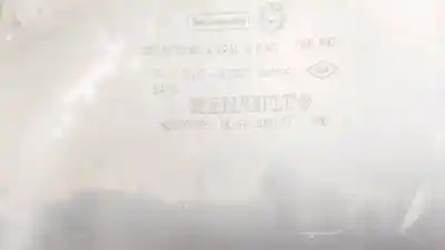 Pezzo di ricambio per auto di seconda mano plastica per renault megane ii (bm0/1_, cm0/1_) 1.6 16v (bm0c. cm0c) riferimenti oem iam 8200079025  