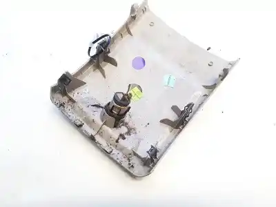 Pezzo di ricambio per auto di seconda mano plastica per volvo v50 (545) 2.0 d riferimenti oem iam 33459m  08687530