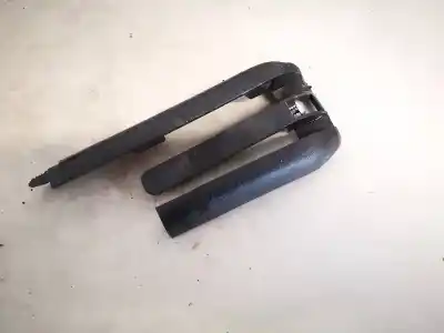 Second-hand car spare part plastics for opel meriva b 1.7 16v cdti oem iam references 93329038