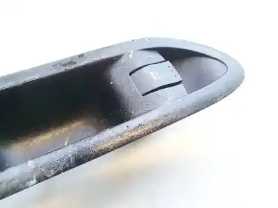 Автозапчастина б/у передні вікний вмикач для renault laguna ii (bg0) 1.9 dci diesel посилання на oem iam 8200016014  