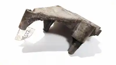 Pezzo di ricambio per auto di seconda mano supporto motore per skoda octavia combi (1z5) 1.9 tdi dpf riferimenti oem iam 03g199207a  