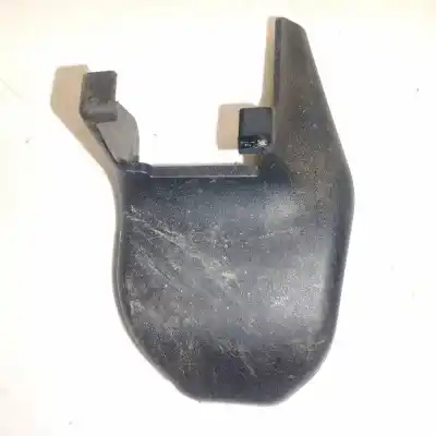 Peça sobressalente para automóvel em segunda mão plásticos por toyota avensis wagon (t25) 2.2 d-4d cat referências oem iam 7212705020
