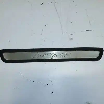 Peça sobressalente para automóvel em segunda mão plásticos por toyota avensis wagon (t25) 2.2 d-4d cat referências oem iam 679160503