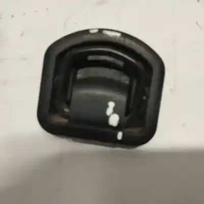 Peça sobressalente para automóvel em segunda mão plásticos por toyota avensis wagon (t25) 2.2 d-4d cat referências oem iam 