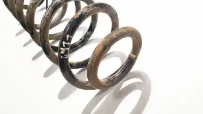 Second-hand car spare part shock absorber spring for volkswagen golf v variant (1k5) 1.9 tdi oem iam references   