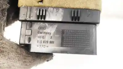 Автозапчастина б/у аераційна решіта для audi a3 (8l) 1.9 tdi ambition посилання на oem iam 8l0820901  