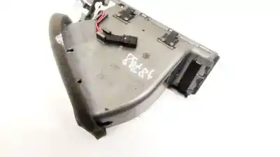 Автозапчасти б/у аэрационная решетка за audi a6 c6 (4f2) 2.4 ссылки oem iam 4f1820902b  