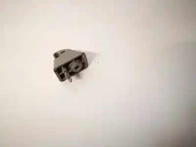 Pezzo di ricambio per auto di seconda mano plastica per opel meriva 1.6 16v riferimenti oem iam 09116587  