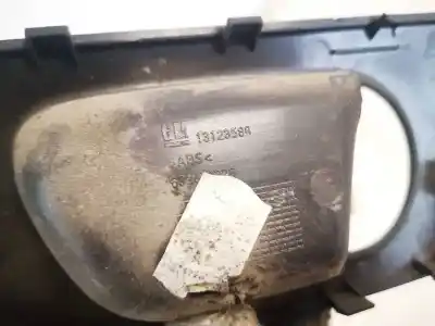 Pezzo di ricambio per auto di seconda mano plastica per opel meriva b 1.7 16v cdti riferimenti oem iam 13123588  