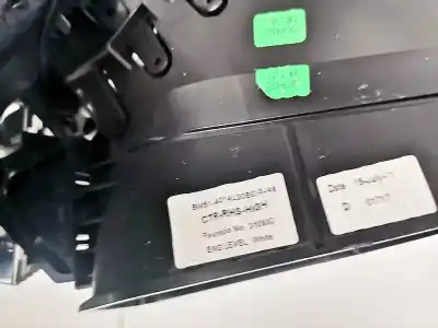 Peça sobressalente para automóvel em segunda mão grelha / difusor de ar por ford focus lim. (cb8) 1.6 tdci cat referências oem iam bm51a014l20bc  bm51-a014l20bc