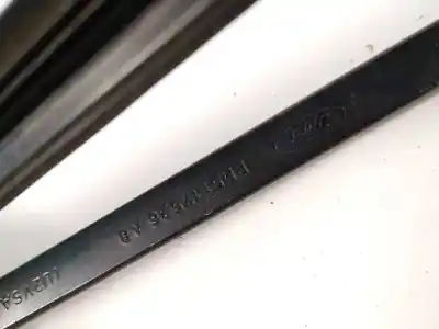 Peça sobressalente para automóvel em segunda mão haste de escova dianteiro esquerdo por ford focus lim. (cb8) 1.6 tdci cat referências oem iam bm5117526ab  