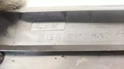 Pezzo di ricambio per auto di seconda mano plastica per opel meriva 1.6 16v riferimenti oem iam 93363100  