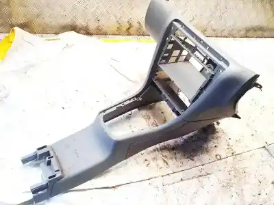 Second-hand car spare part plastics for skoda octavia combi (1u5) 1.9 tdi oem iam references 1u1863241 Second-hand car spare part plastics for skoda octavia combi (1u5) 1.9 tdi oem iam references 1u1863241