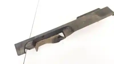 Peça sobressalente para automóvel em segunda mão plásticos por peugeot 5008 1.6 hdi fap referências oem iam 9684635277