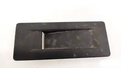 Peça sobressalente para automóvel em segunda mão plásticos por peugeot 5008 1.6 hdi fap referências oem iam 9687689877