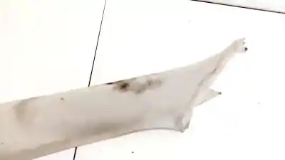 Pezzo di ricambio per auto di seconda mano plastica per toyota corolla (e11) 2.0 d-4d linea sol riferimenti oem iam 6221202140  62212-02140