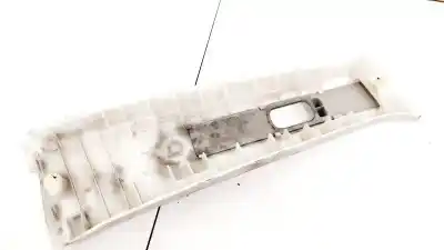 Pezzo di ricambio per auto di seconda mano plastica per toyota corolla (e11) 2.0 d-4d linea sol riferimenti oem iam 6242002040  62420-02040