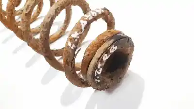 Second-hand car spare part shock absorber spring for skoda octavia combi (1u5) 1.9 tdi oem iam references    Second-hand car spare part shock absorber spring for skoda octavia combi (1u5) 1.9 tdi oem iam references