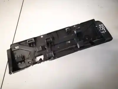 Peça sobressalente para automóvel em segunda mão plásticos por peugeot 5008 1.6 hdi fap referências oem iam 9687718577