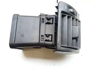 Pezzo di ricambio per auto di seconda mano griglia di aerazione per volvo v50 (545) 1.8 riferimenti oem iam y01103