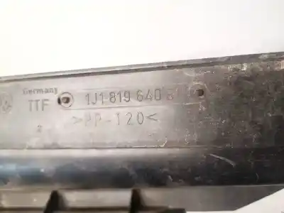 Автозапчасти б/у пластик за skoda octavia combi (1u5) 1.9 tdi ссылки oem iam 1j1819640b   Автозапчасти б/у пластик за skoda octavia combi (1u5) 1.9 tdi ссылки oem iam 1j1819640b