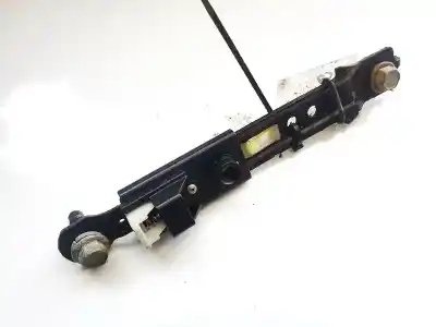 Pezzo di ricambio per auto di seconda mano plastica per hyundai i30 1.6 crdi cat riferimenti oem iam   