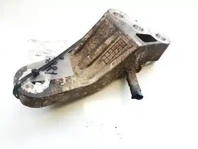 Second-hand car spare part engine support for hyundai i30 1.6 crdi cat oem iam references   