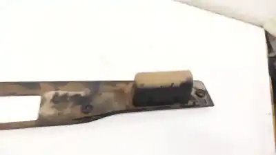 Pezzo di ricambio per auto di seconda mano plastica per opel zafira b 1.9 cdti riferimenti oem iam 13164649  322225228