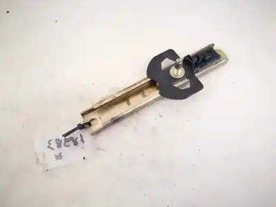 Pezzo di ricambio per auto di seconda mano  per AUDI 80 (811/813)  Riferimenti OEM IAM 893857833  