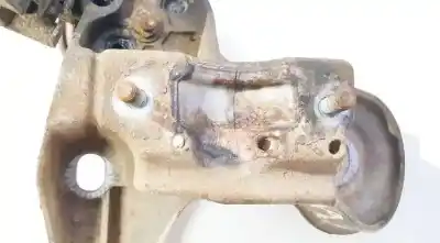 Second-hand car spare part engine support for audi a4 b6 (8e2) 1.9 tdi quattro oem iam references 8e0199352f  