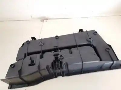 Second-hand car spare part plastics for toyota corolla (e12) 2.0 d-4d linea luna berlina oem iam references 6499502010  64995-02010