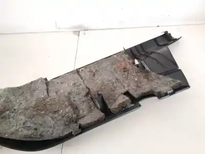 Pezzo di ricambio per auto di seconda mano plastica per toyota corolla (e12) 2.0 d-4d linea luna berlina riferimenti oem iam   