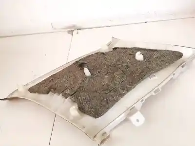 Second-hand car spare part plastics for toyota corolla (e12) 2.0 d-4d linea luna berlina oem iam references 6247202130  62472-02130