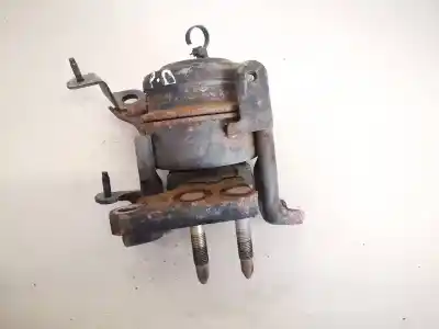 Second-hand car spare part engine support for toyota corolla (e12) 2.0 d-4d linea luna berlina oem iam references   