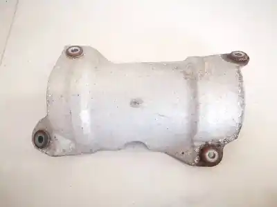 Peça sobressalente para automóvel em segunda mão plásticos por toyota corolla (e12) 2.0 d-4d linea luna berlina referências oem iam 