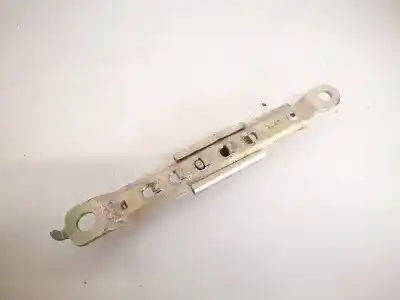 Pezzo di ricambio per auto di seconda mano plastica per toyota corolla (e12) 2.0 d-4d linea luna berlina riferimenti oem iam   