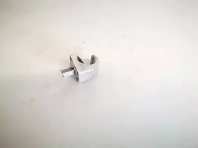 Pezzo di ricambio per auto di seconda mano plastica per toyota corolla (e12) 2.0 d-4d linea luna berlina riferimenti oem iam   