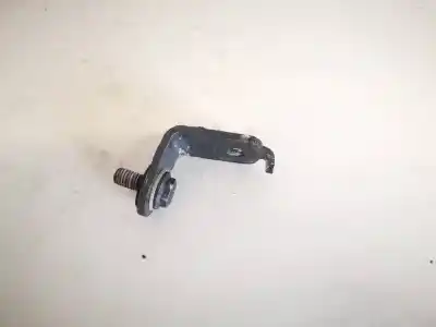 Pezzo di ricambio per auto di seconda mano plastica per toyota corolla (e12) 2.0 d-4d linea luna berlina riferimenti oem iam   