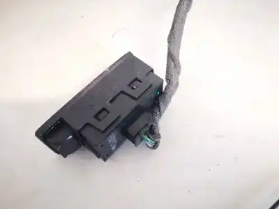 Second-hand car spare part left front power window switch for opel insignia a (g09) 2.0 cdti (68) oem iam references 13301888   Second-hand car spare part left front power window switch for opel insignia a (g09) 2.0 cdti (68) oem iam references 13301888