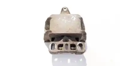Second-hand car spare part engine support for skoda octavia combi (1u5) 1.9 tdi oem iam references 1j0199555aj Second-hand car spare part engine support for skoda octavia combi (1u5) 1.9 tdi oem iam references 1j0199555aj