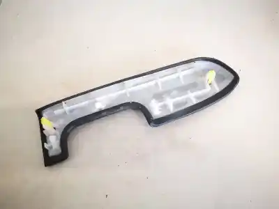 Pezzo di ricambio per auto di seconda mano plastica per toyota corolla (e11) 2.0 d-4d linea sol riferimenti oem iam   