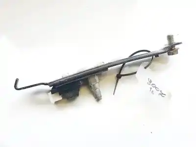 Pezzo di ricambio per auto di seconda mano plastica per toyota auris 2.2 d-cat riferimenti oem iam   